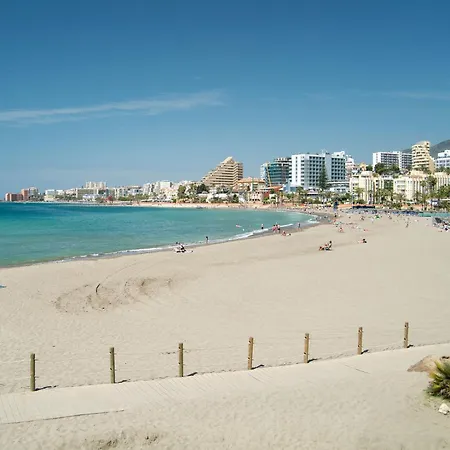 Apartamento Urb Pueblo Del Parque, Luxury 2 Bedroom Apartment. Fantastic Location. *