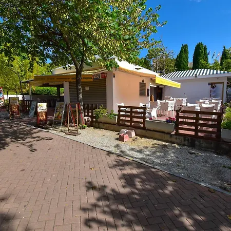 Urb Pueblo Del Parque, Luxury 2 Bedroom Apartment. Fantastic Location. Benalmádena