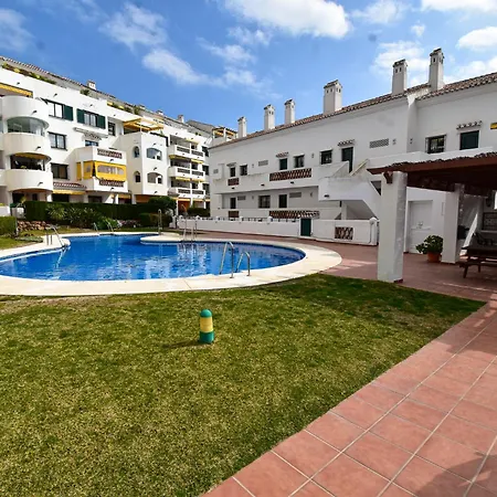 Apartamento Urb Pueblo Del Parque, Luxury 2 Bedroom Apartment. Fantastic Location. Benalmádena
