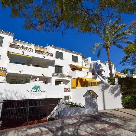 Lägenhet Urb Pueblo Del Parque, Luxury 2 Bedroom Apartment. Fantastic Location. *